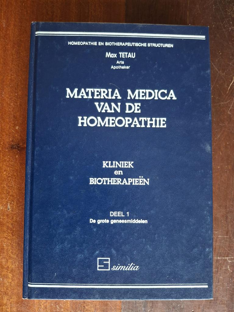 dr. Max Tetau Materia Medica deel 1 en 2 en repertorium, Ophalen of Verzenden, Gamma, Gelezen, Niet van toepassing