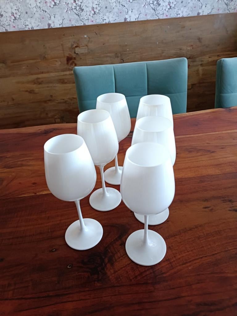 Wijnglazen, Ophalen, Zo goed als nieuw, Overige typen