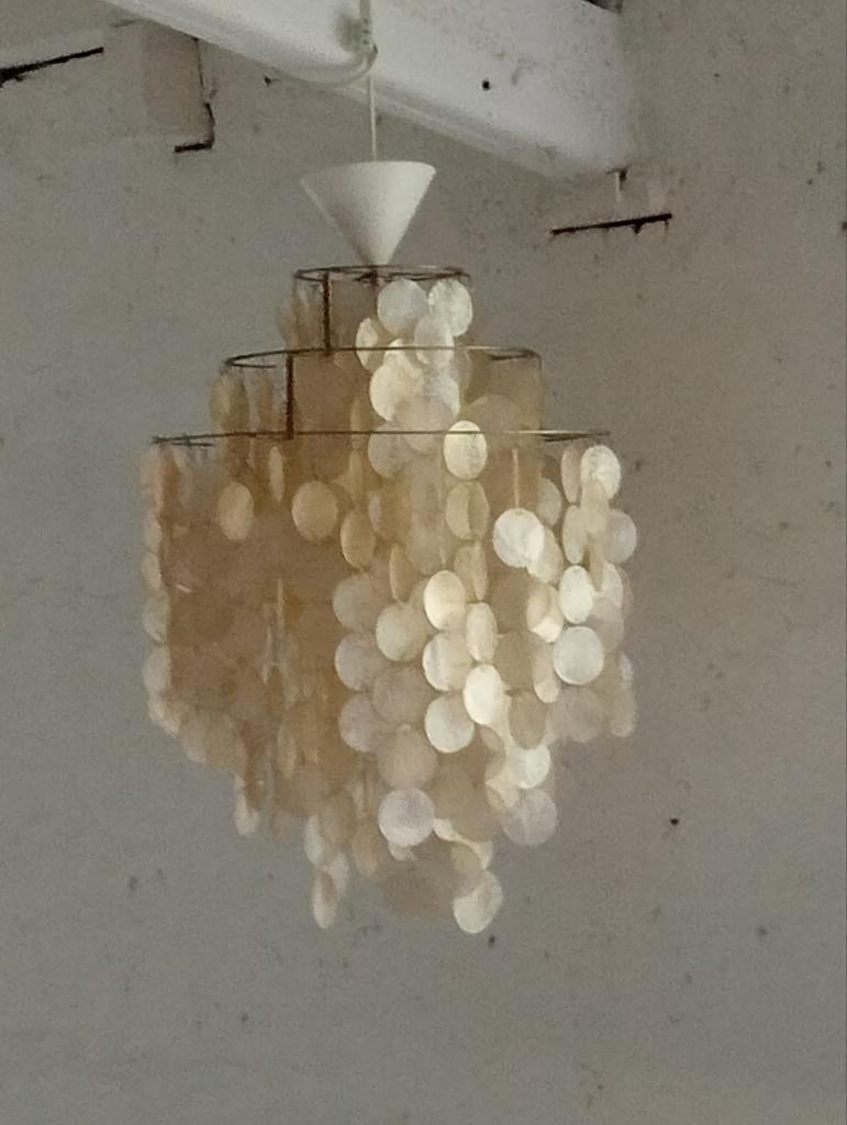 Oude hanglamp schelpen Verner Panton, Ophalen