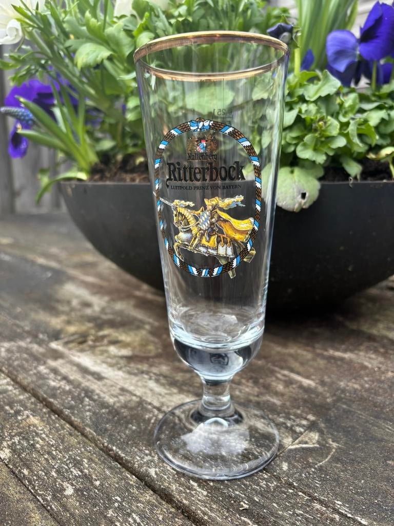 Ritterbock bierglas hoog op voet König Ludwig Kaltenberg, Verzenden, Overige merken