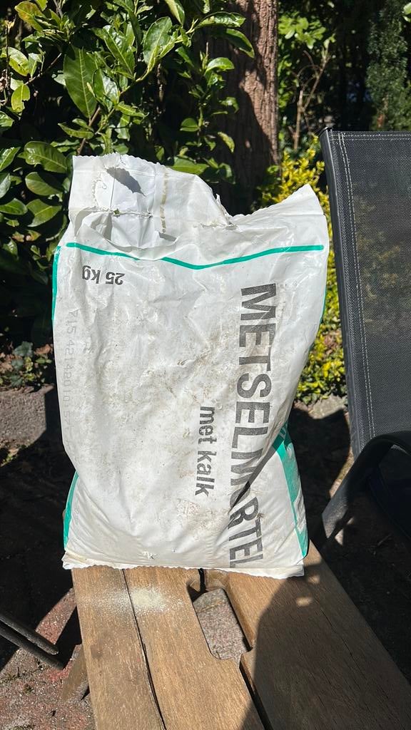 Gratis metselmortel (halve zak), Ophalen, Zo goed als nieuw