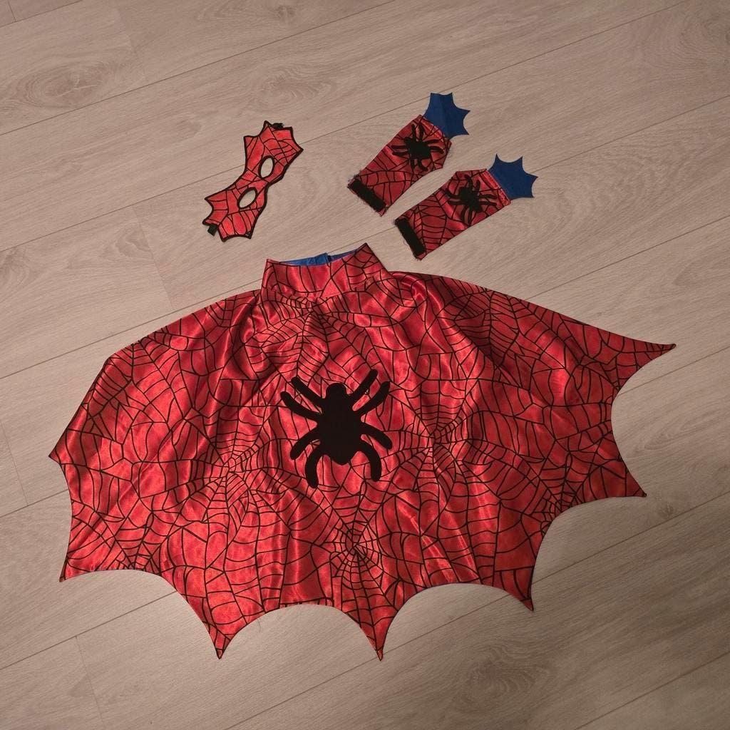 Cape en diverse spiderman masker marvel, Ophalen of Verzenden, Nieuw, Jongen