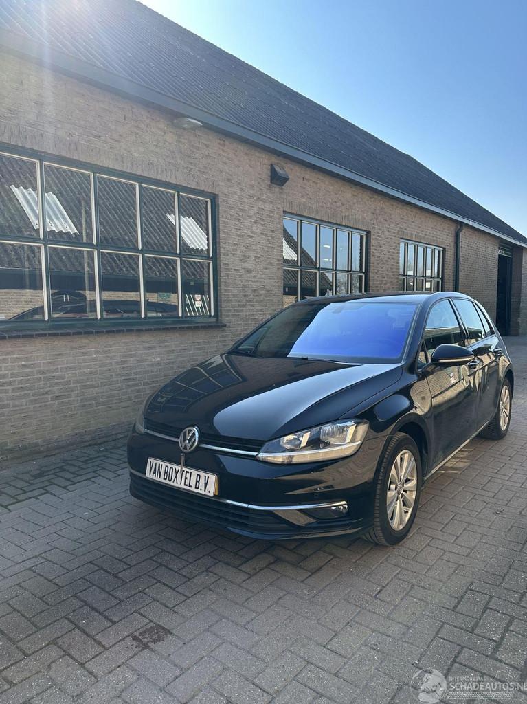 Volkswagen Golf 1.0 TSI Comfortline (bj 2018), Volkswagen, Zwart, Handgeschakeld, 999 cc