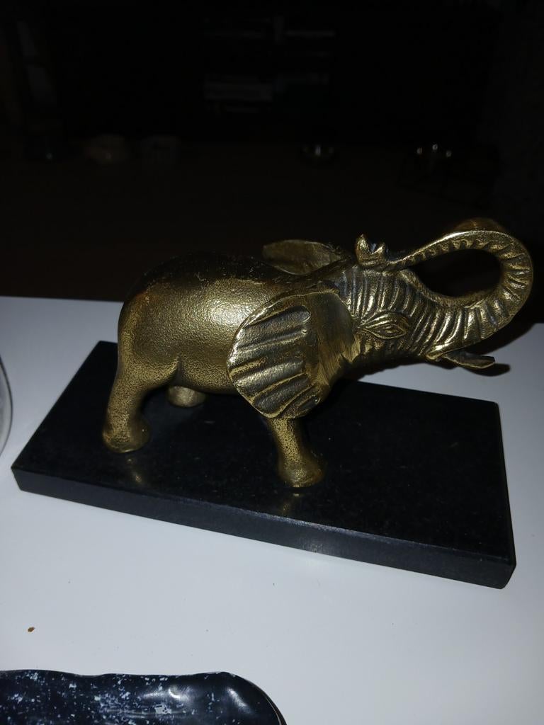 Bronzen olifant op marmeren voet, Ophalen of Verzenden