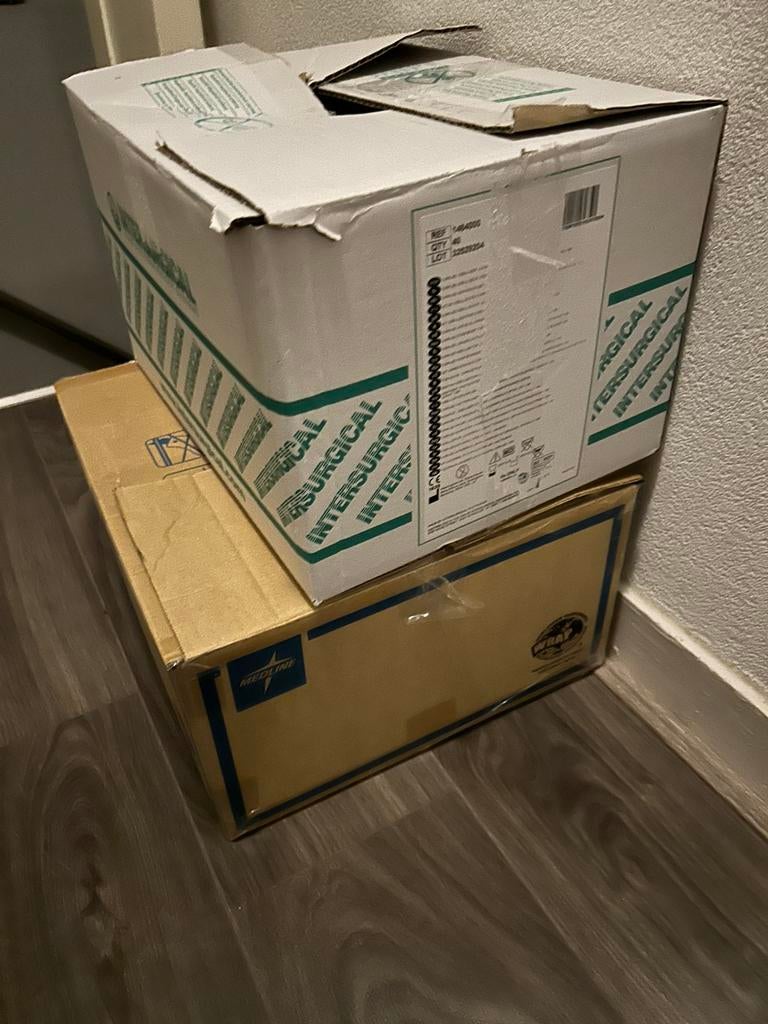 2 dozen vol rommelmarktspullen (bijv. voor Koningsdag), Ophalen, Zo goed als nieuw