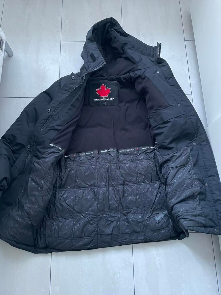 Dikke winterjas van Zavetti  canada, Ophalen, Zo goed als nieuw, Zwart