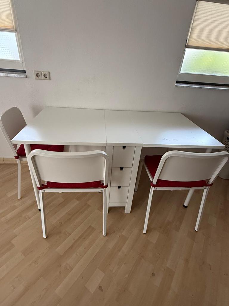 Eetafel en 3 eettafel stoelen wit, Huis en Inrichting, Tafels | Eettafels, Ophalen, Zo goed als nieuw, Rechthoekig, 50 tot 100 cm