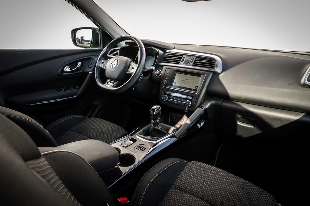 Renault Kadjar 1.5 111 PK dCi Zen | Pdc | Clima | Cruise | N, Stof, Gebruikt, 4 cilinders, Met garantie (alle)