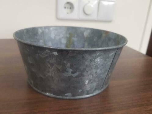 bloempot, hoogte 7 cm, Rond, Ophalen of Verzenden, Zo goed als nieuw, Balkon