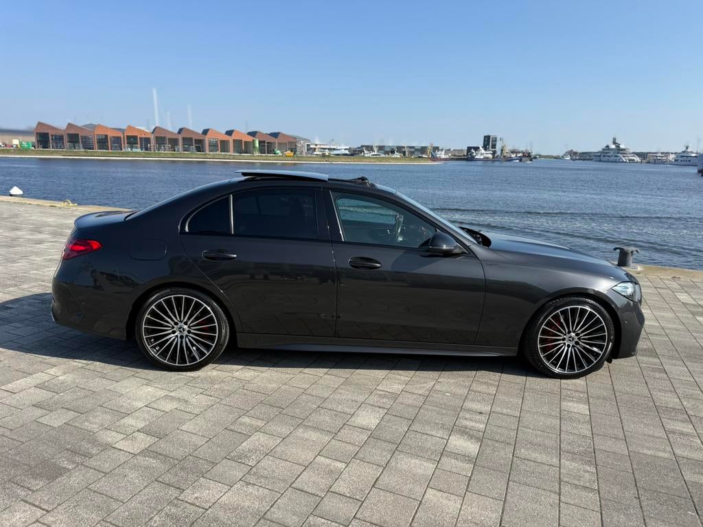 Mercedes-Benz C-Klasse C300 258pk 9G-TRONIC 2022 Grijs, Auto's, Automaat, Achterwielaandrijving, 1800 kg, 4 cilinders