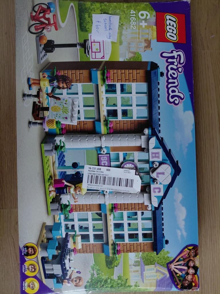 Lego Friends Heartlake City School 41682 met boekjes, Ophalen of Verzenden, Zo goed als nieuw, Complete set, Lego