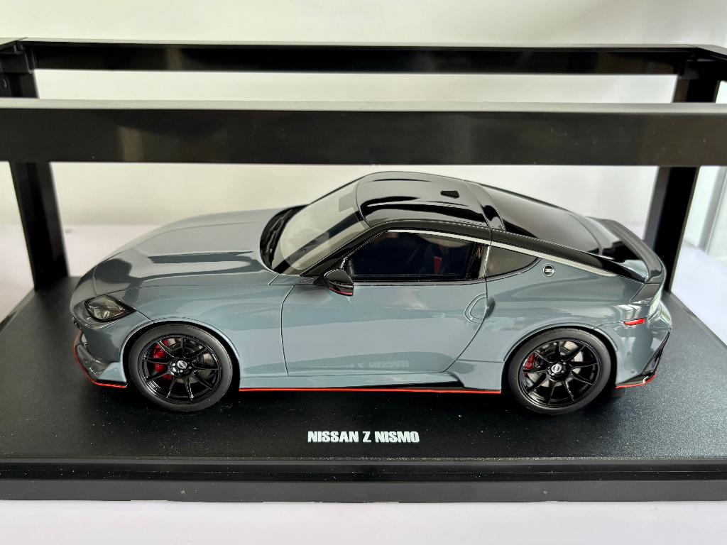 1:18  Nissan Z nismo, Ophalen of Verzenden, Zo goed als nieuw, Auto, Overige merken