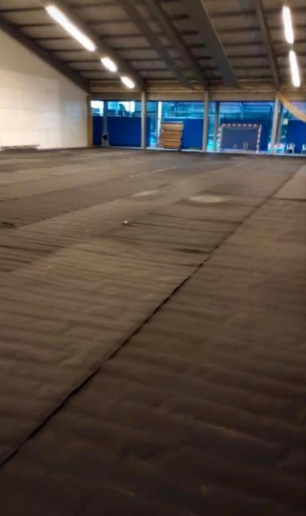 Grote partij brandvertragend evenementen tapijt. Circa 300 m, Ophalen of Verzenden