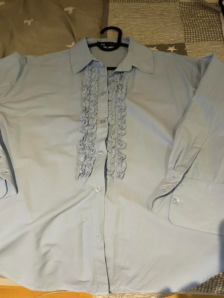 Zara blouse met roesjes - Maat L, Ophalen of Verzenden, Zo goed als nieuw, Maat 38/40 (M), Blauw
