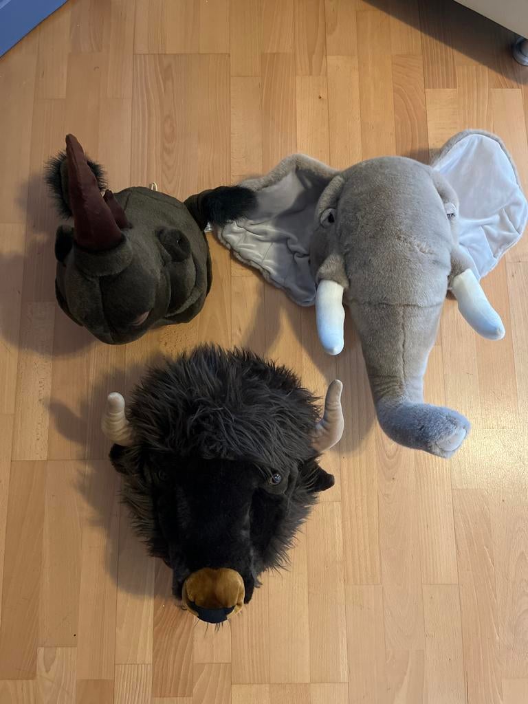 3 Pluchen Dierenhoofden - Neushoorn, Buffel, Olifant, Ophalen of Verzenden, Zo goed als nieuw