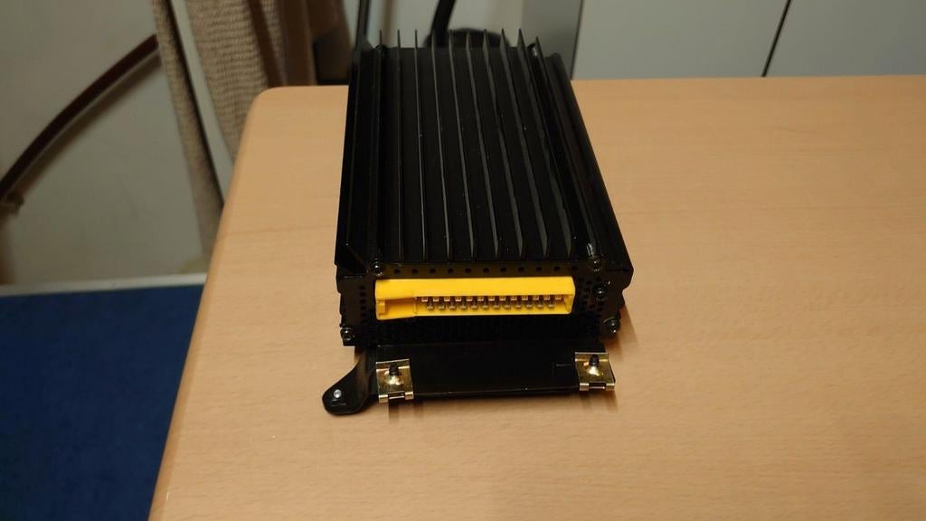 Bose versterker diverse automerken, Ophalen of Verzenden, Zo goed als nieuw