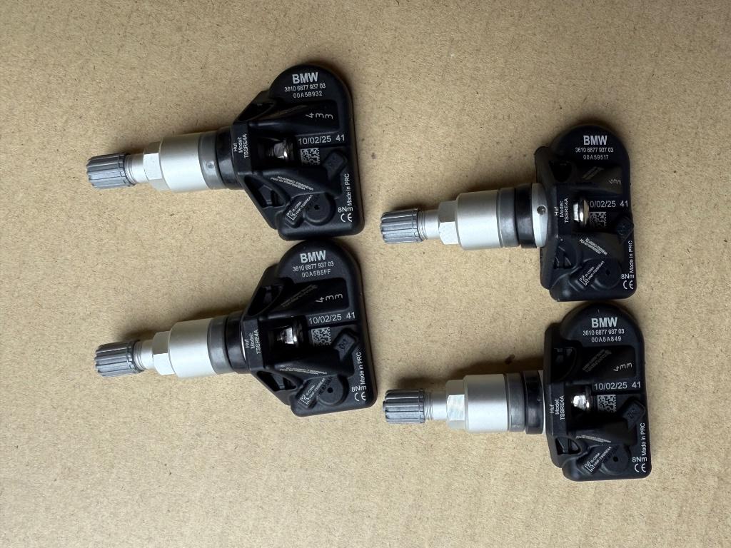 4x Tpms Rdci bmw G20 G21 G22 G42 G26 F40 F41 F42, Ophalen, 18 inch, Nieuw, Winterbanden