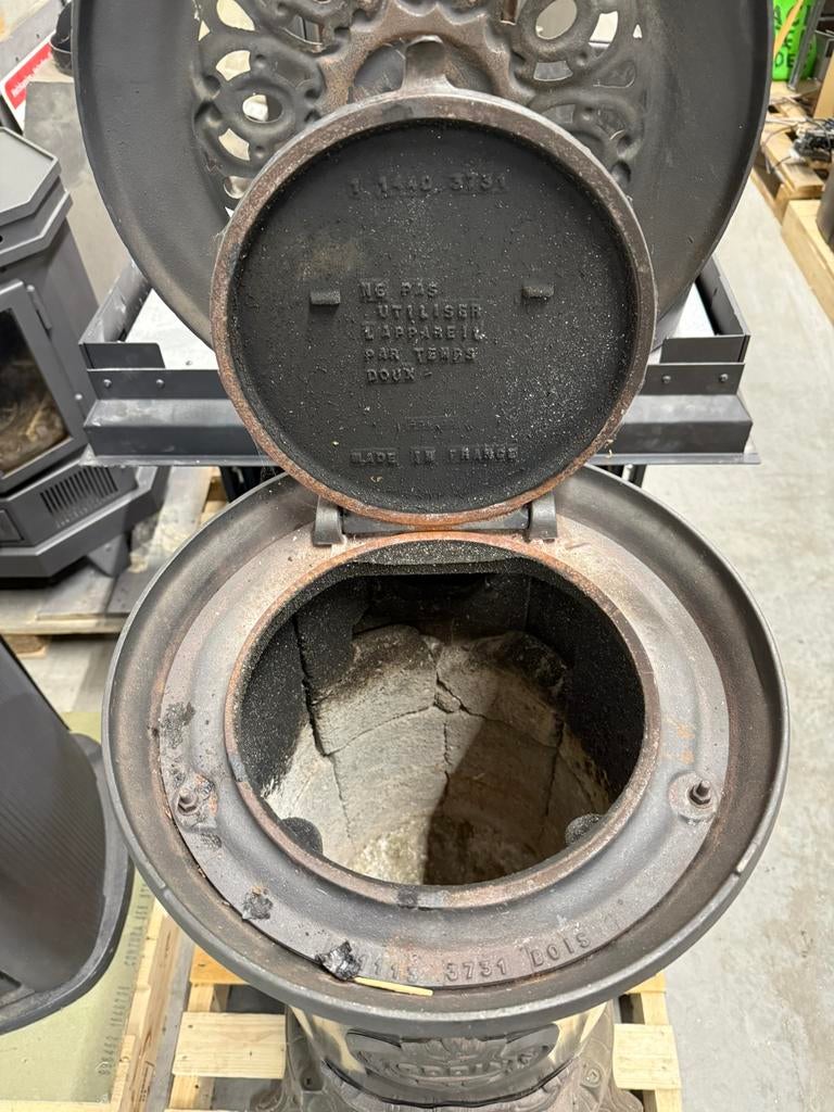 Grote Godin Houtkachel - Gebruikt, Ophalen, Info@kachelboer.nl, Gebruikt, Frankrijk