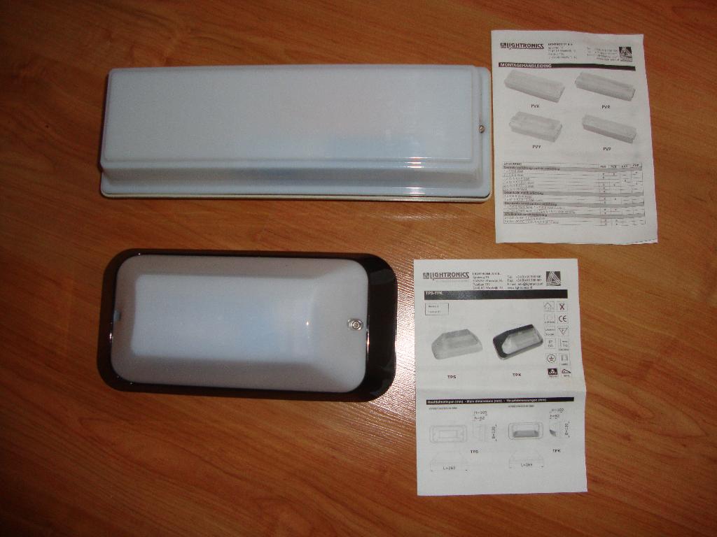 Hogro TPS - PVX buitenlamp ip55 nieuw !, Tuin en Terras, Kunststof, Verzenden, Minder dan 50 watt, Wandlamp