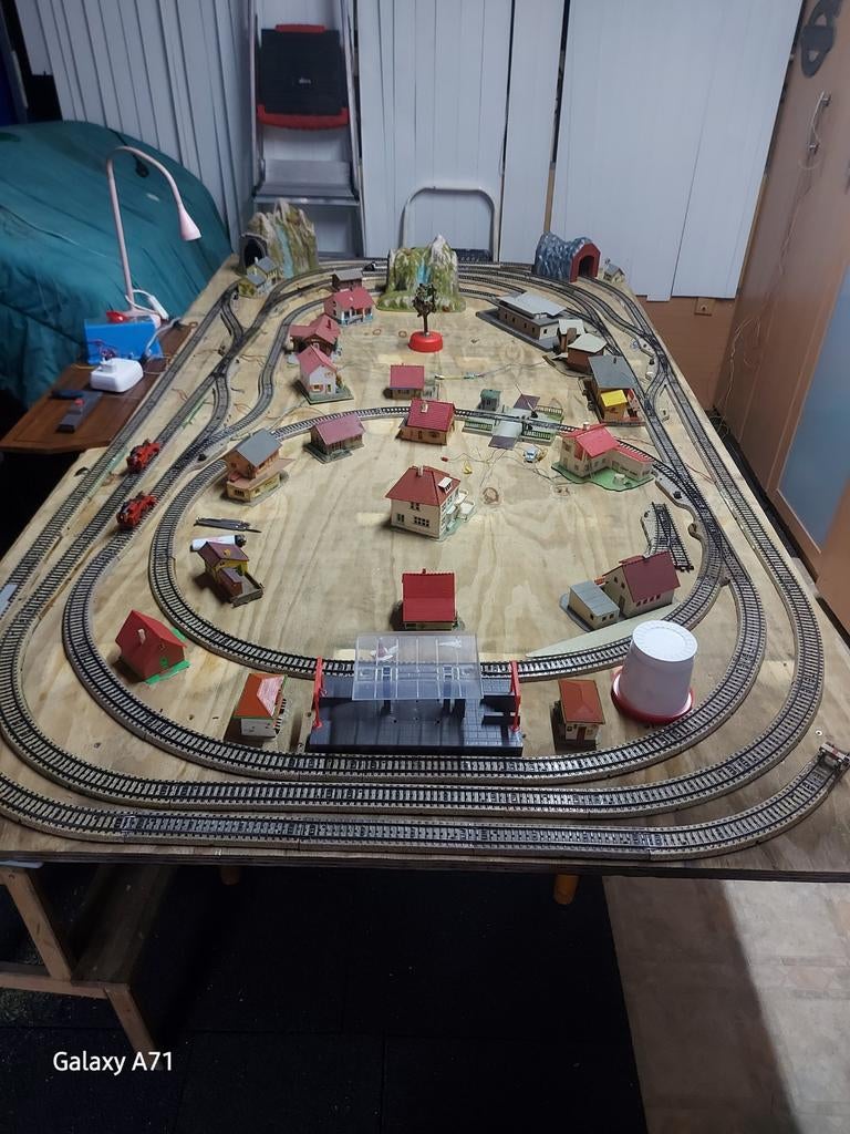 Gratis Auto's huisjes treinen bomen poppetjes gezocht, Ophalen