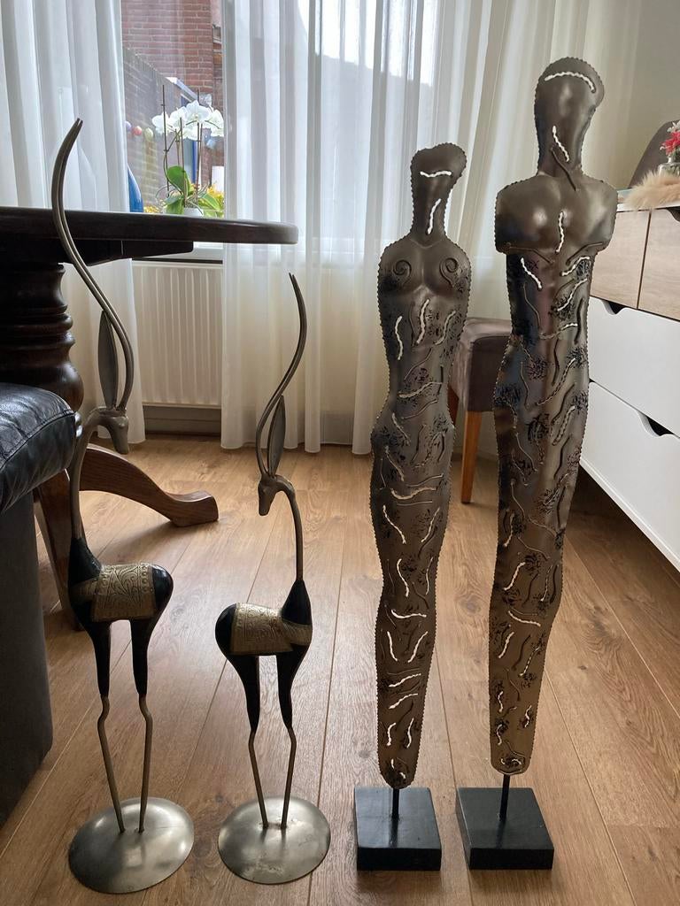 Set van 4 decoratieve beelden, Huis en Inrichting, Ophalen, Zo goed als nieuw