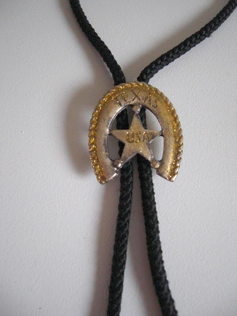 Country Bullie, Ophalen