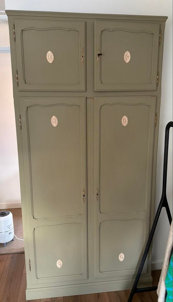 Antieke kast voor de handige klusser, Ophalen, Gebruikt, 100 tot 150 cm, 200 cm of meer