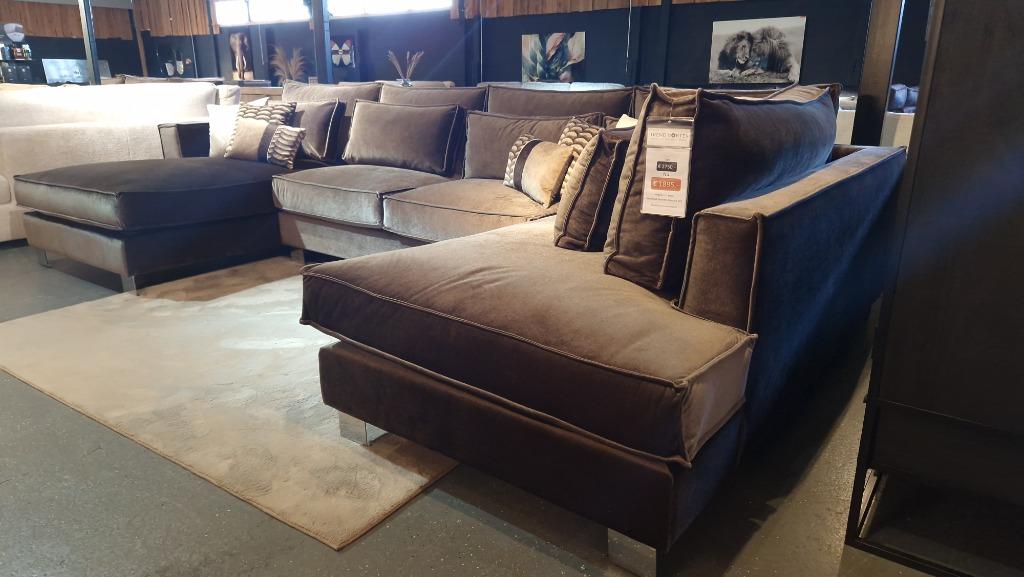 XXL Model | Velvet U-bank Hoekbank Lounge | Showroom Utrecht, Huis en Inrichting, Banken | Bankstellen, Ophalen, Info@trendvortex.com
