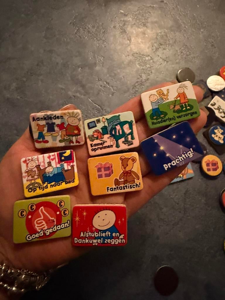 magnetjes. Voor kinderen magnet 2 euro, Ophalen of Verzenden, Winkel, Super of Benzinepomp, Zegels, Bonnen of Punten