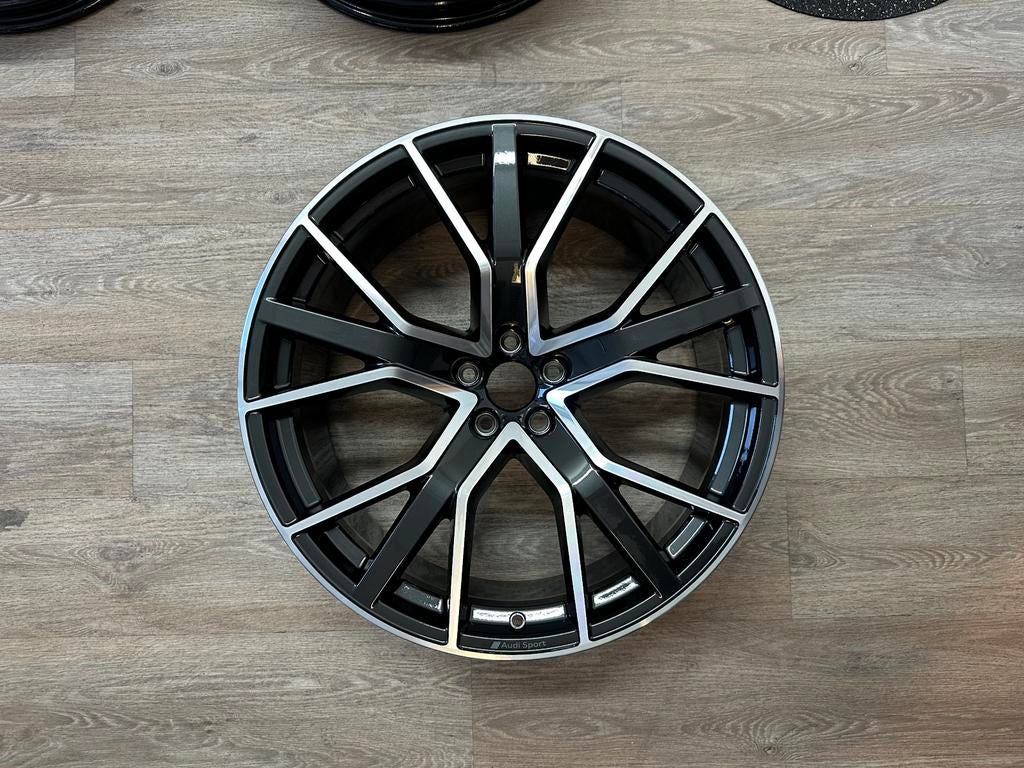 22'' Audi Q8 SQ8 RSQ8 4M8601025Q Audi Sport Velgen Set Nieuw, Velg(en), 285 mm, Nieuw, Overige maten