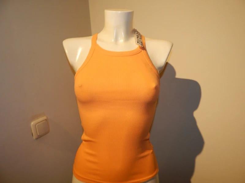 Stieglitz oranje basis top merklabel op de achterkant xs, Kleding | Dames, Tops, Verzenden, Zo goed als nieuw, Zonder mouw, Maat 34 (XS) of kleiner