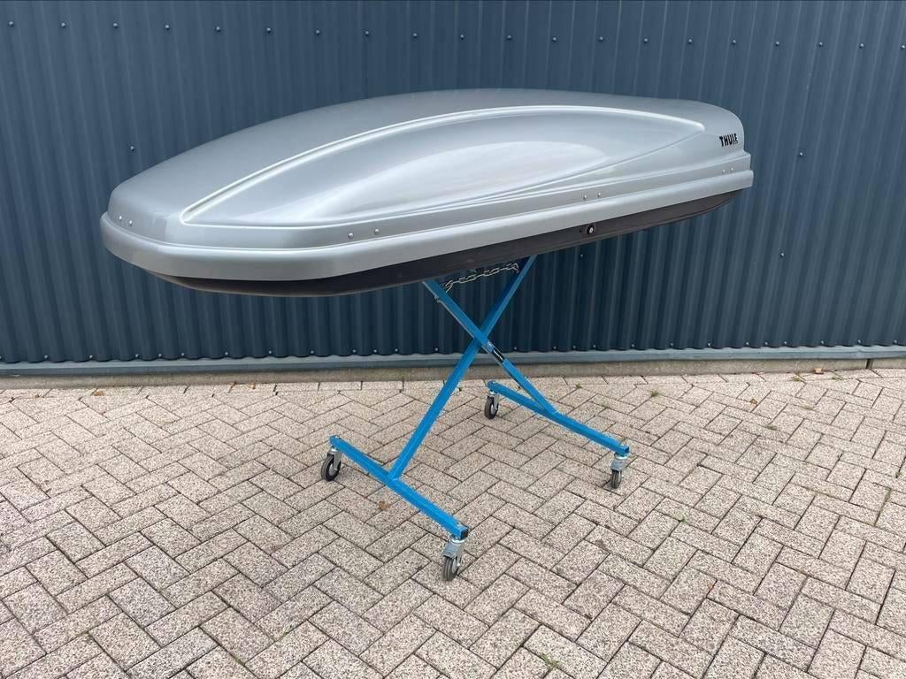 Thule XXL dakkoffer 630 liter Zilverkleurig, Ophalen, Gebruikt