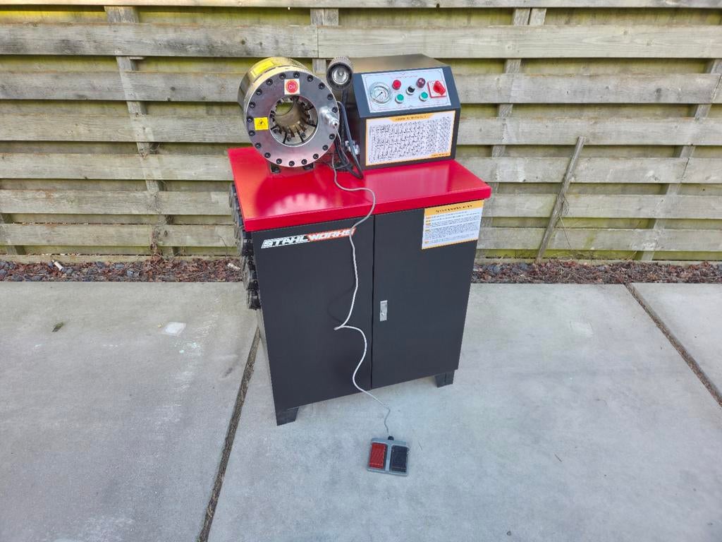 Hydraulische Slangen Pers Nieuw Compleet Met Voetpedaal!, Info@vlaartradingandservices.com, Stahlworks, Nieuw, Ophalen of Verzenden