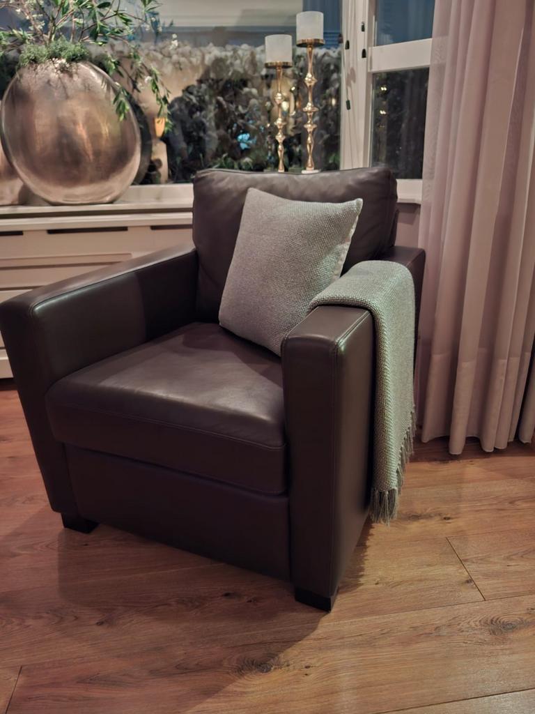 Leren fauteuil - gebruikt als pronkstuk! Goede staat, Ophalen, Zo goed als nieuw, 75 tot 100 cm, Leer