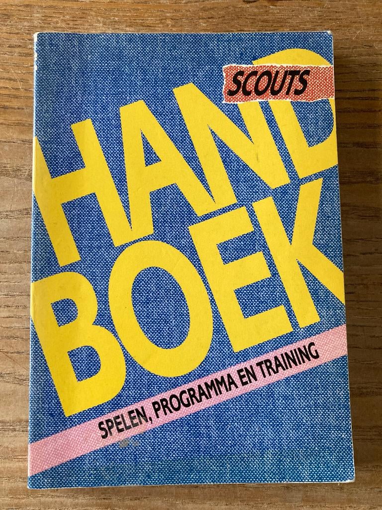 Vintage scouting boek - Handboek scouts - 1991, Verzamelen, Scouting, Ophalen of Verzenden, Zo goed als nieuw, Boek of Tijdschrift