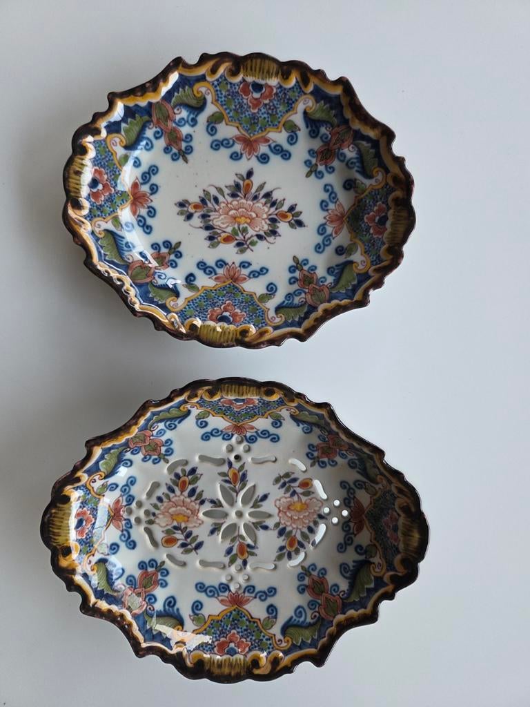 Tichelaar Makkum - Jitse Bergsma, JB - Bord - 559 -Aardewerk, Antiek en Kunst, Antiek | Schalen, Ophalen of Verzenden