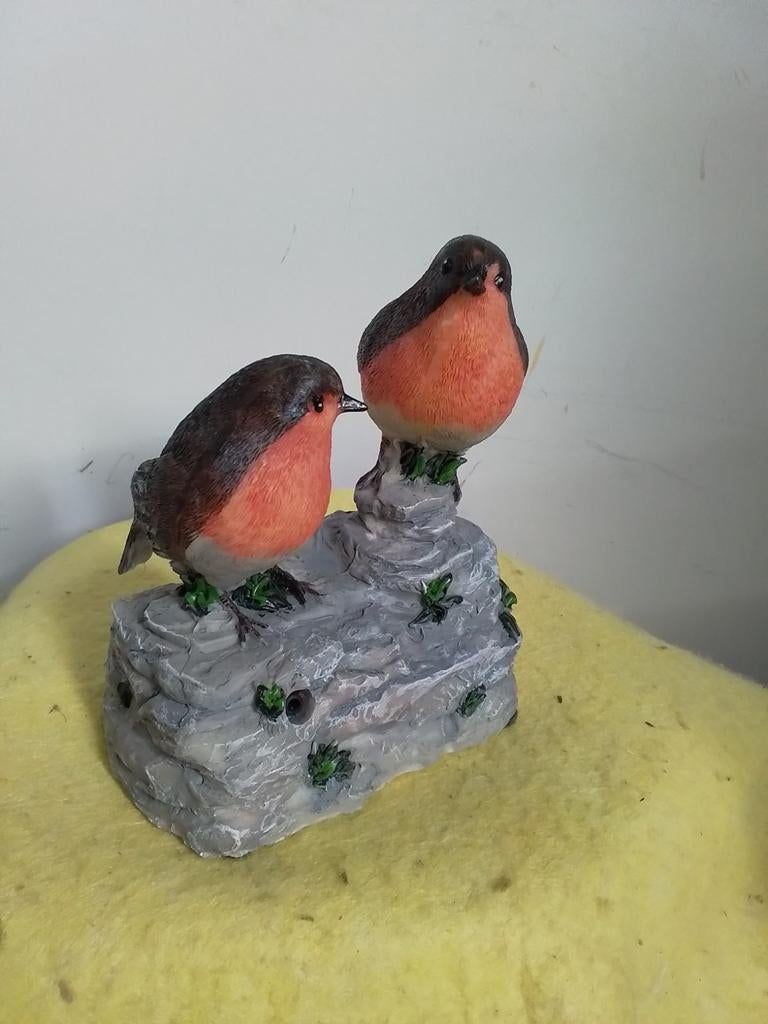 2183) beeldje  2 roodborstjes, Ophalen of Verzenden, Zo goed als nieuw, Dier