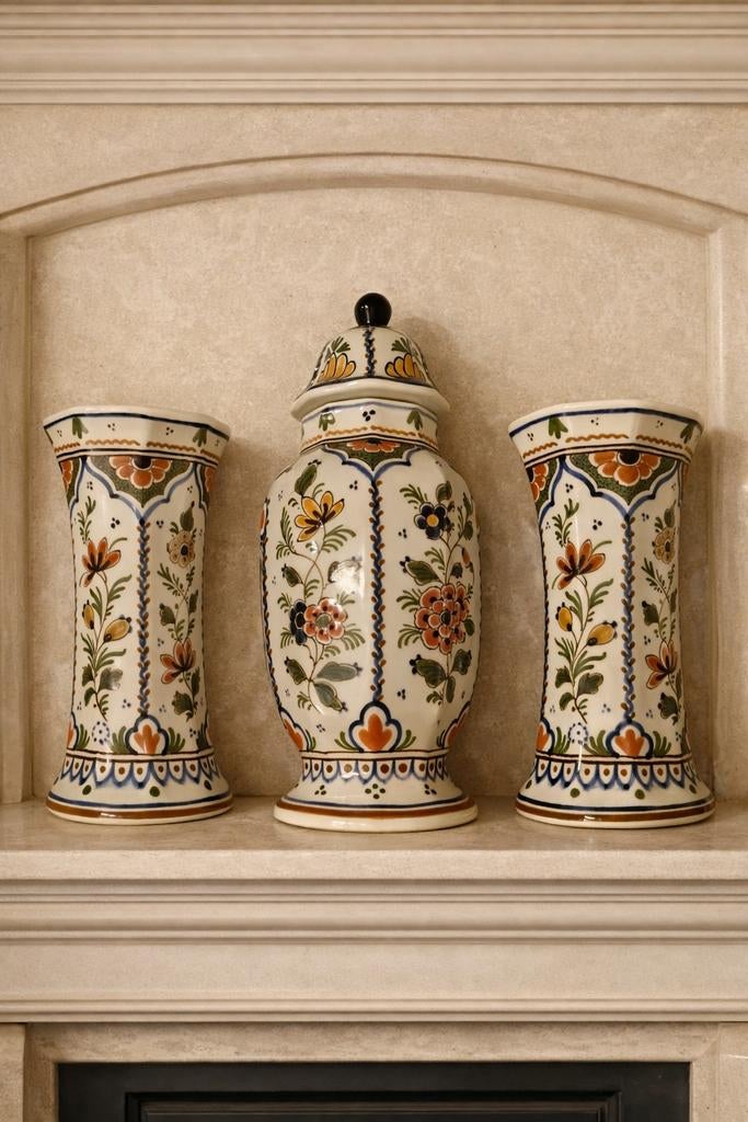 Royal Delft Kaststel Polychroom - 3-delig Handgeschilderd, Antiek en Kunst, Antiek | Porselein, Ophalen of Verzenden