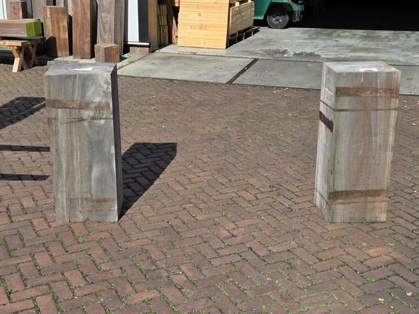 2 Blokken / Palen van Hardhout 38 x 42 x 100 cm - nr: HB6, Ophalen, Palen, Nieuw, Hardhout