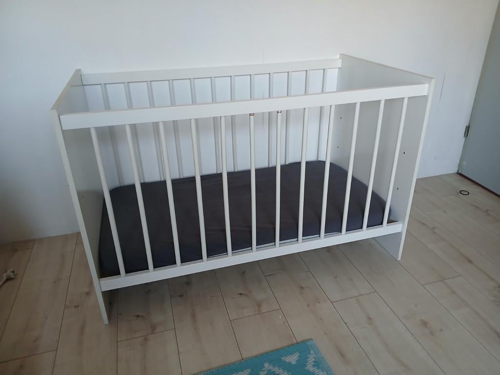 Wit ledikantje, Kinderen en Baby's, Babywiegjes en Ledikanten, Ophalen, Gebruikt, Ledikant