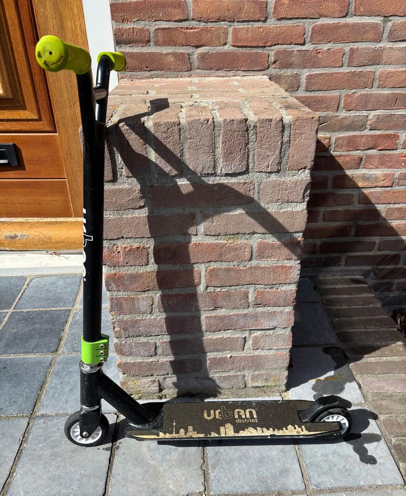 Urban District stuntstep, Fietsen en Brommers, Steps, Ophalen, Gebruikt, Gewone step