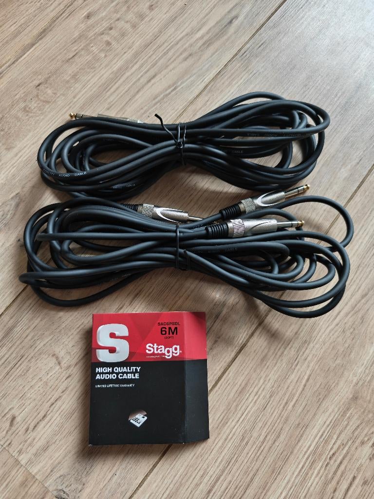 Audiokabels en adapters – kleine set, Ophalen of Verzenden, Zo goed als nieuw, 2 tot 5 meter, Overige kabels