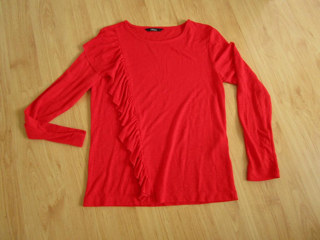 Pigalle - rood shirt met ruffles maat S, Pigalle, Ophalen of Verzenden, Zo goed als nieuw, Maat 36 (S)
