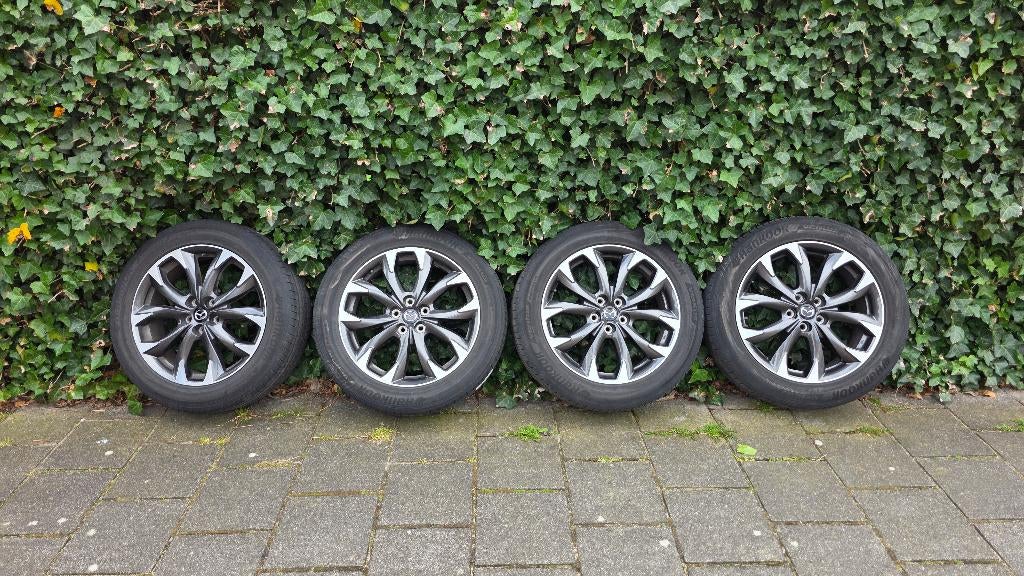 Originele 19" Mazda CX-5 velgen + Zomerbanden 225/55R19 🛞, Auto-onderdelen, Banden en Velgen, Gebruikt, Banden en Velgen, Personenwagen