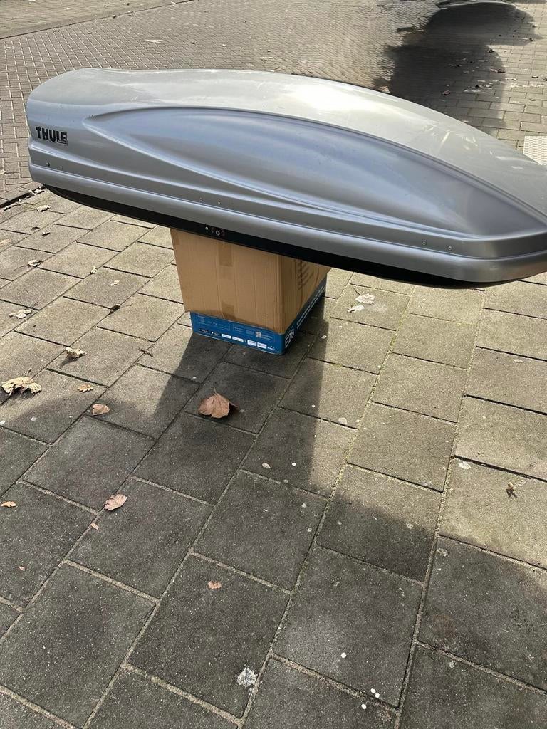 Thule Atlantis 780 dakkoffer – groot en stevig 480 liter, Auto diversen, Ophalen, Gebruikt