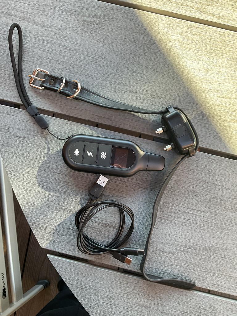 Honden trainersband pro-train met tril-geluid-stroom functie, Dieren en Toebehoren, Ophalen of Verzenden, Gebruikt