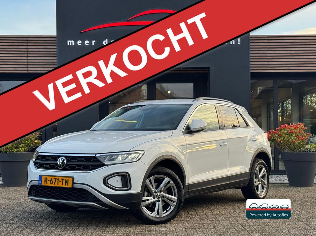 Volkswagen T-Roc 1.0 TSI 110pk 75 Edition (bj 2022), 12 maanden, Gebruikt, Euro 6, Wit