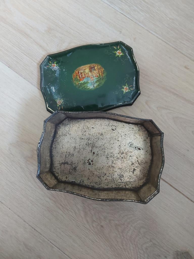 Oud sierbakje met deksel., Antiek en Kunst, Ophalen of Verzenden