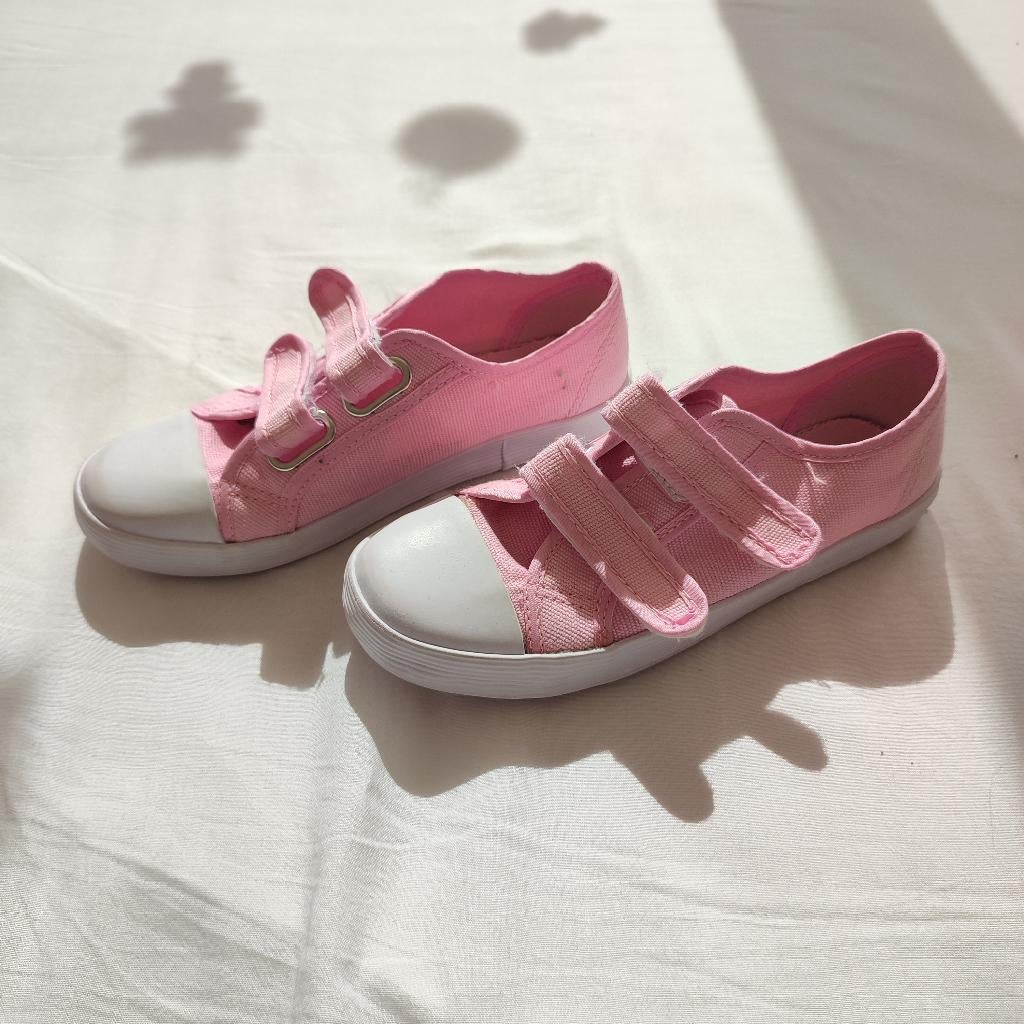 Gymschoenen maat 33, Kinderen en Baby's, Kinderkleding | Schoenen en Sokken, Meisje, Sportschoenen, Ophalen of Verzenden, Zo goed als nieuw