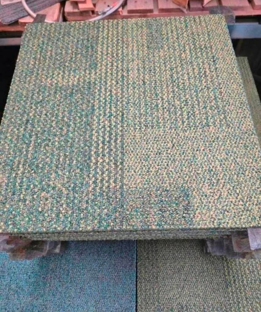 Groene tapijttegels 50x50cm - Amstelveen, Ophalen of Verzenden, 75 m² of meer, Tapijttegels